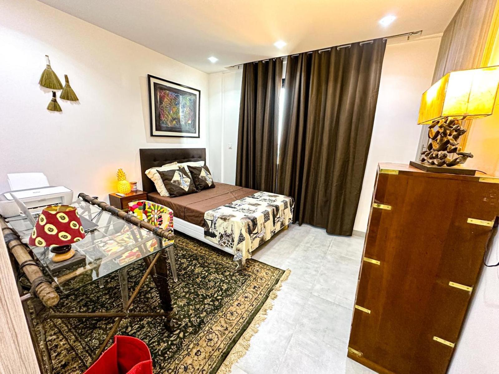 Residence Thea 达喀尔 外观 照片